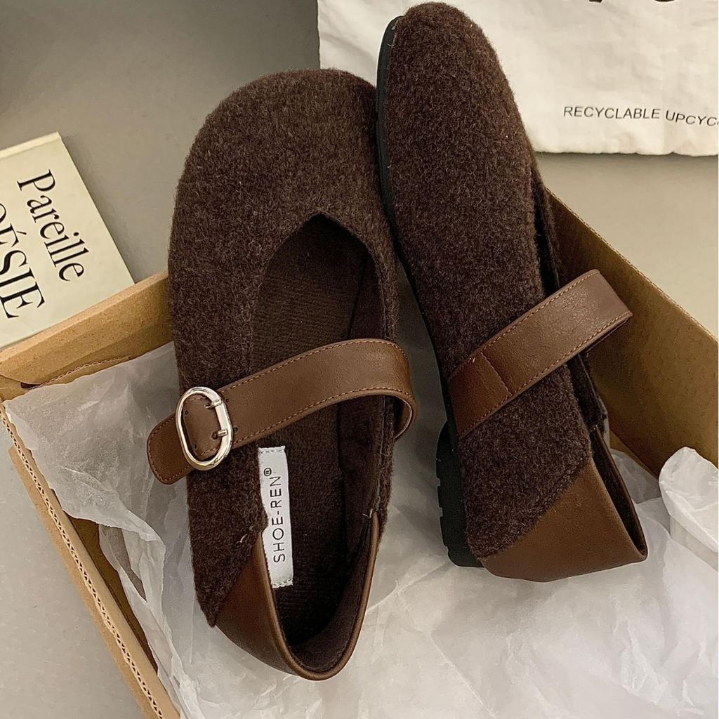 2025 autumn and winter new round head one-word buckle shallow mouth velvet versatile soft sole foot cover Doudou pregnant women's single shoes