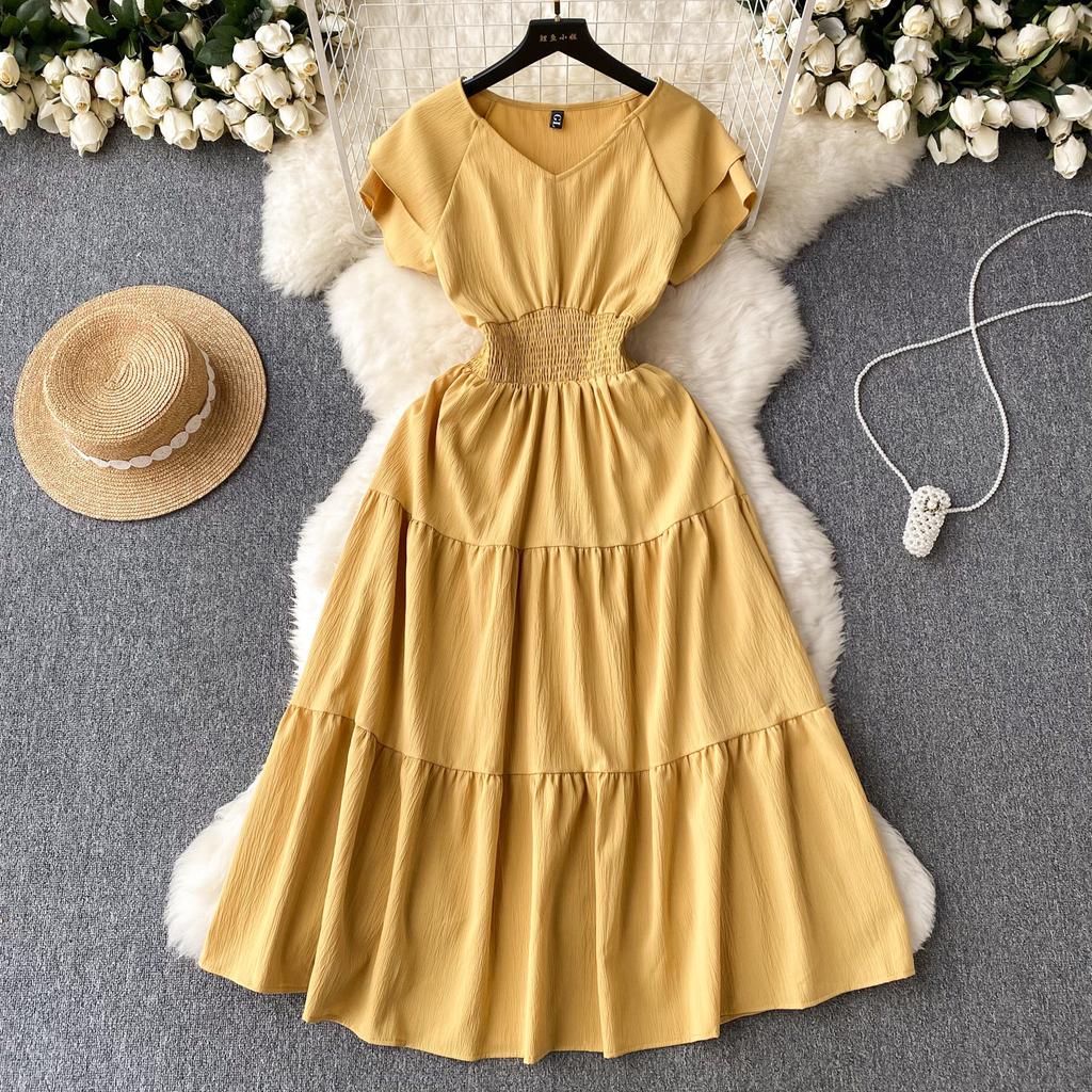 Women's Vintage Hepburn Style Dress Pleated Waist Light Luxury Temperament Swing Long Dress