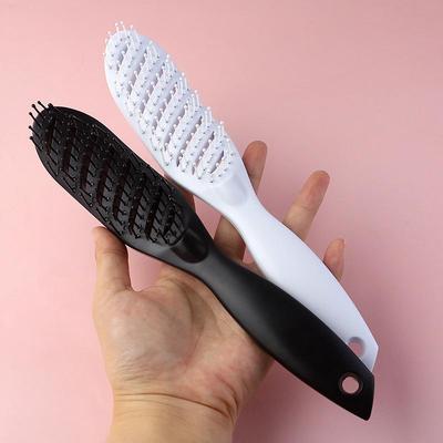 Curved Ribbed Hairdressing Comb for Pompadour Styling