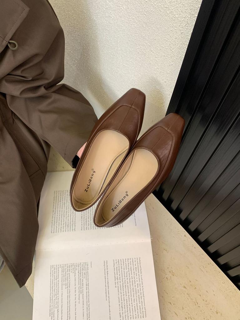 Solid color simple light mouth retro style square head leather shoes casual daily non-slip thick middle heel fashion shoes