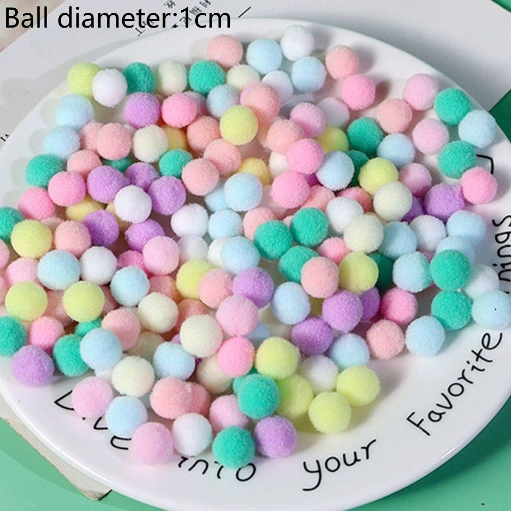 1 balení Vánoční barvy Pomponové kožešinové kuličky Makronkové barvy DIY Plyšová kulička DIY Pom Pom kulička Svatba