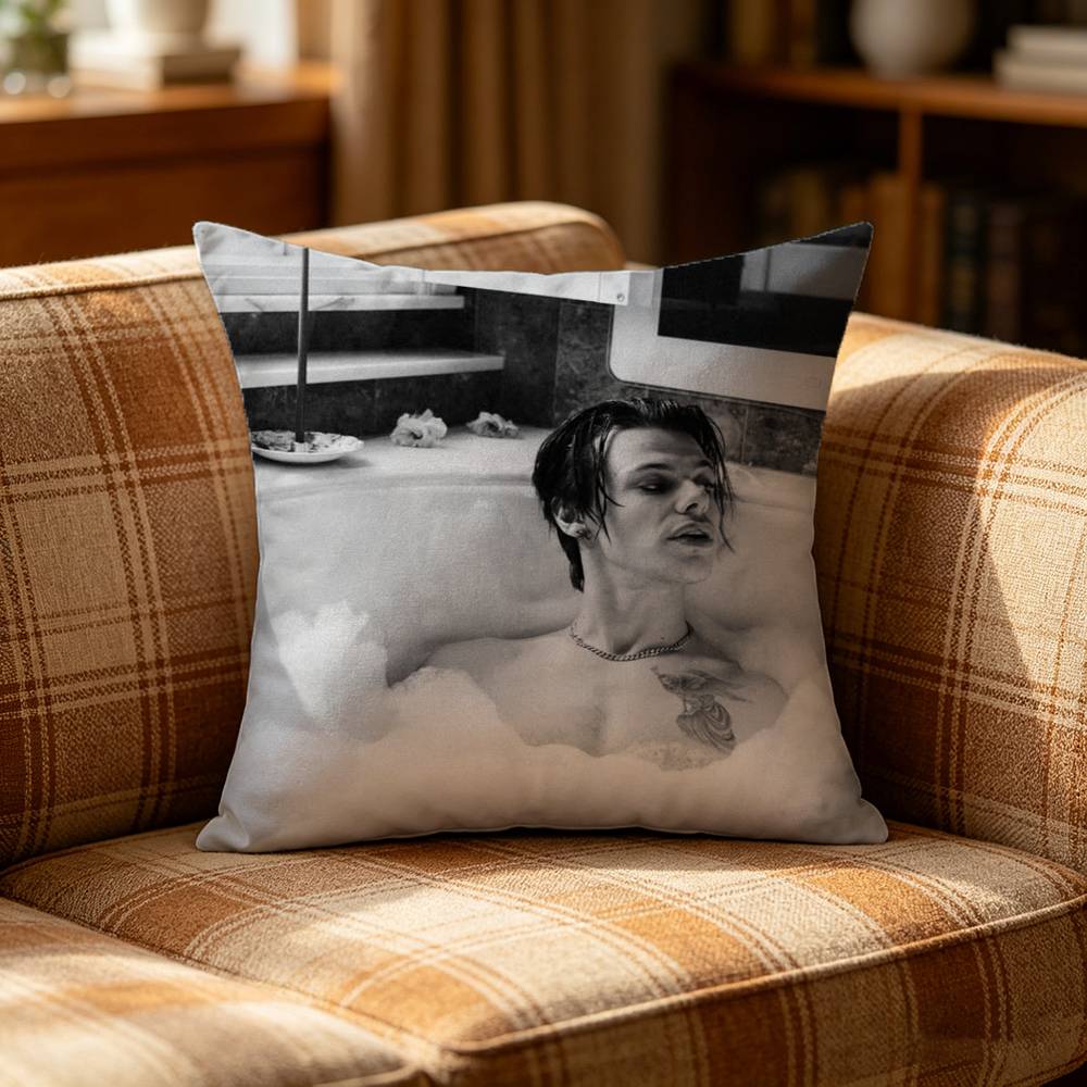 Hot Singer YUNGBLUD Idols Sleek and Sophisticated Pillow Case Cushion Cover Throw Pillow Case For Car Sofa