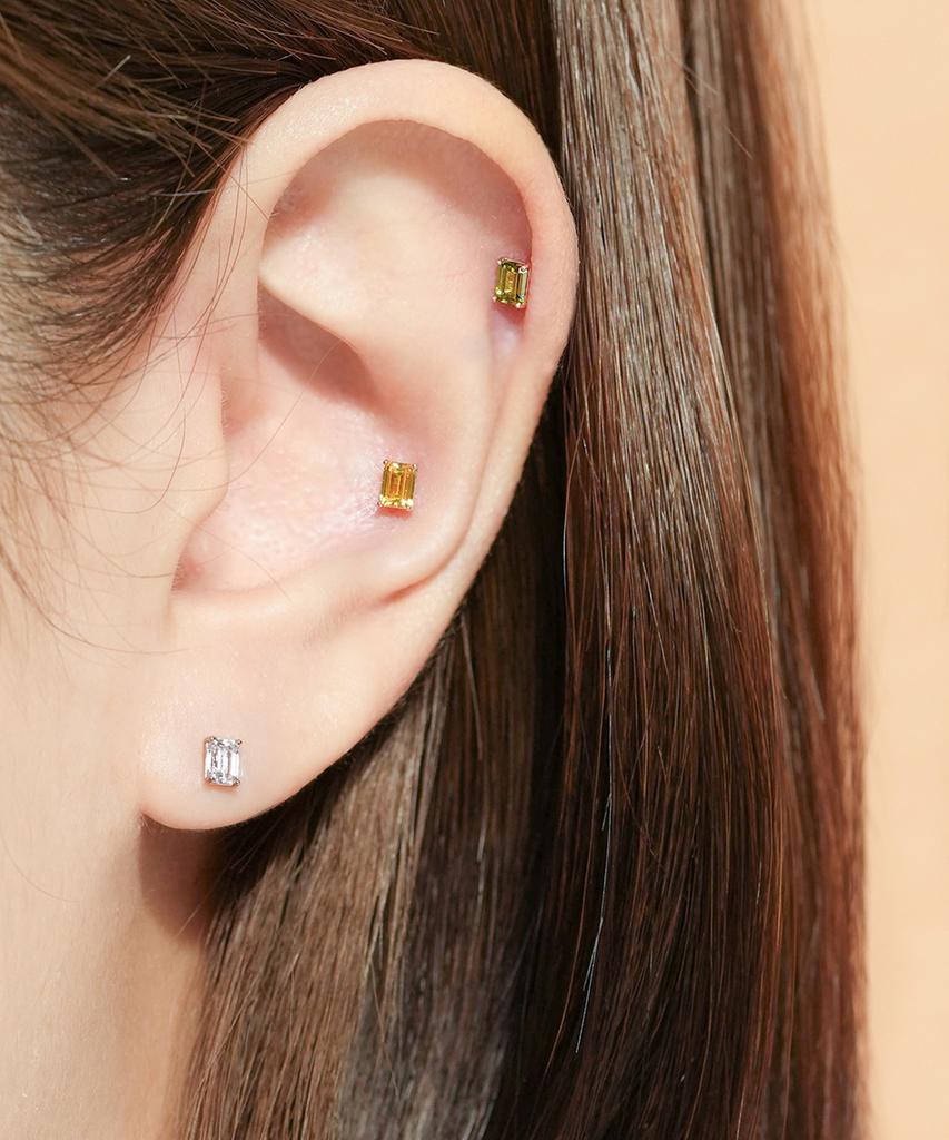 Minimalpiercing 14K Emerald-Cut Color Cubic Piercing Earrings