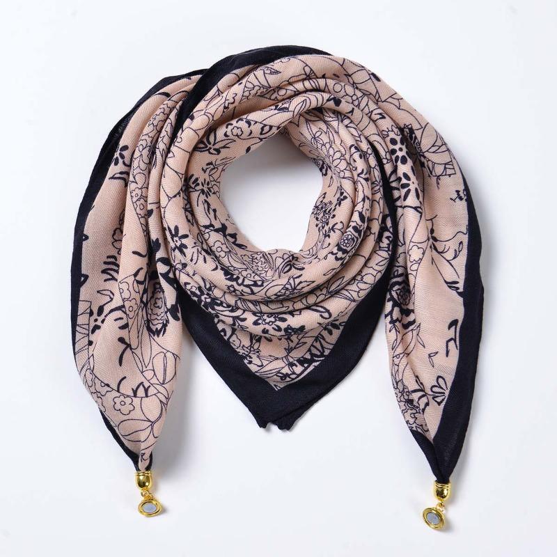 Ladies Warm Magnetic Triangle Neck Protection Scarf Premium Versatile Velvet Decorative Scarf Scarf