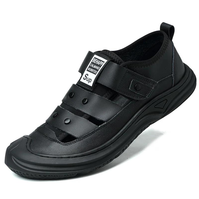 

Black and white sandals Summer comfortable and breathable style Outdoor beach walking Fashion youth shoes Hot men s shoes 44 чорний