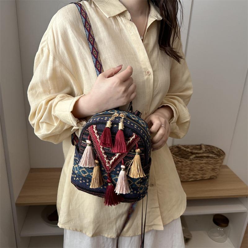 New Trendy and Lightweight Women's Backpack, National Style Fringed Messenger Bag, Fashionable and Versatile Small Backpack for Travel