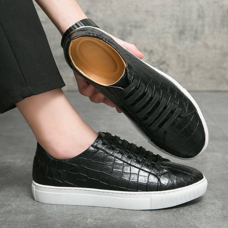 New Men's Shoes Mans Casual Shoes Quality Leather Flats Shoes Walk Sneakers Oxford Men Korean Version Daily Commute Casual Shoes