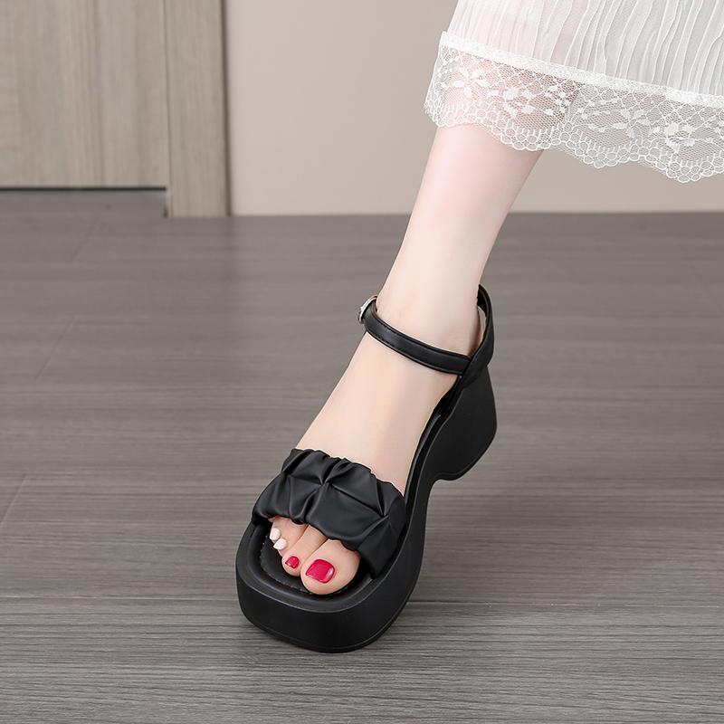 Women's Sandals Summer New Style Fairy Wind Thick Bottom Heightening Casual Versatile Skirt Beach Sandals Comfortable Rubber