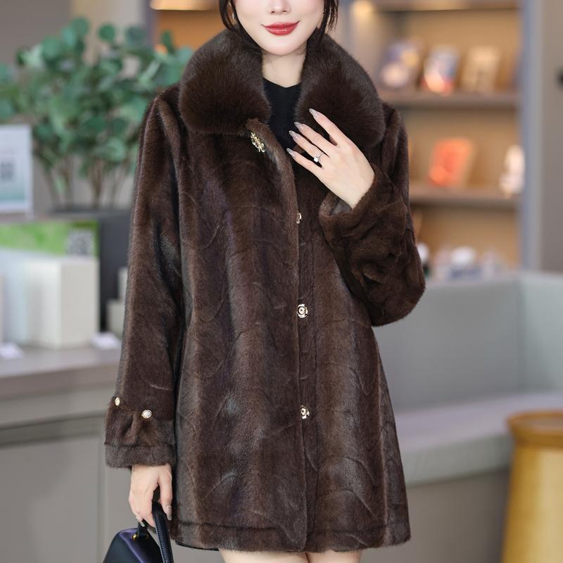 Kabát z umělé kožešiny pro ženy středního věku Zimní svrchní oděvy Elegantní silné teplé kožešinové bundy pro ženy Oblečení