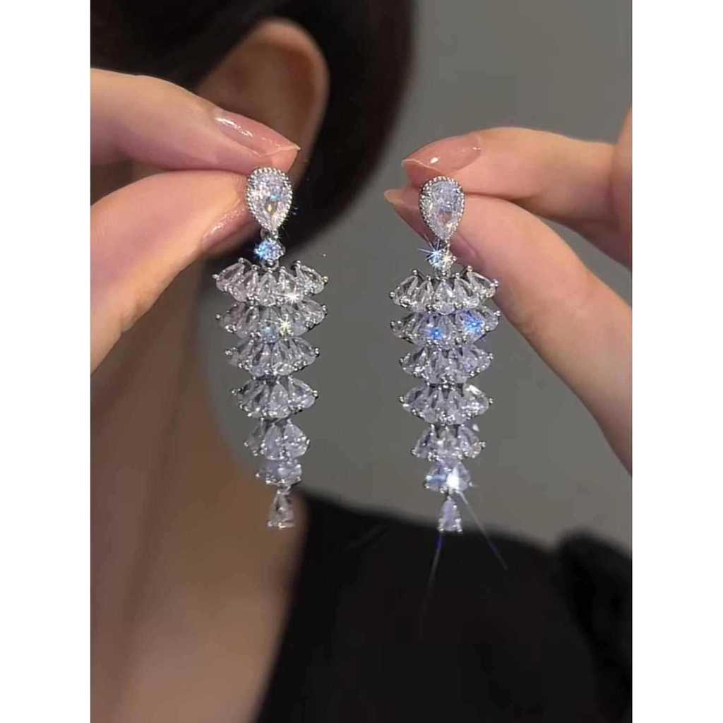 Minimalist Water Drop Zircon Earrings With Copper Construction For Womens Fashion