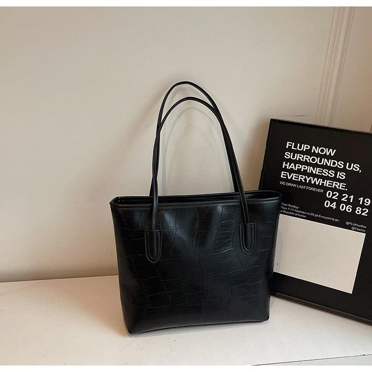 Leisure student soft surface large-capacity bag women's summer new high-end work commuter bag fashionable shoulder tote bag