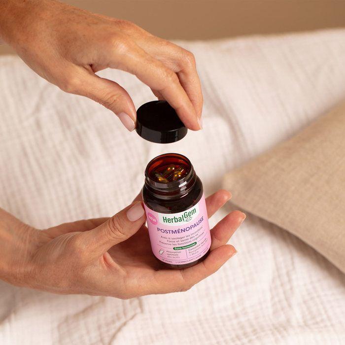 Postménopause - 30 GEMMOCAPS - Aide à soulager les inconforts, force et santé des os, fonctions cognitives - Herbalgem