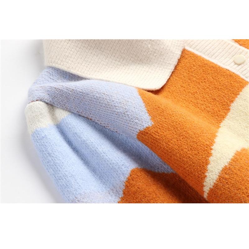 Womens Knitted Cardigan Sweater Autumn Winter Korean Fashion Baggy Long Sleeve Ladies Tops Sense of Design Cropped Sweater Coat