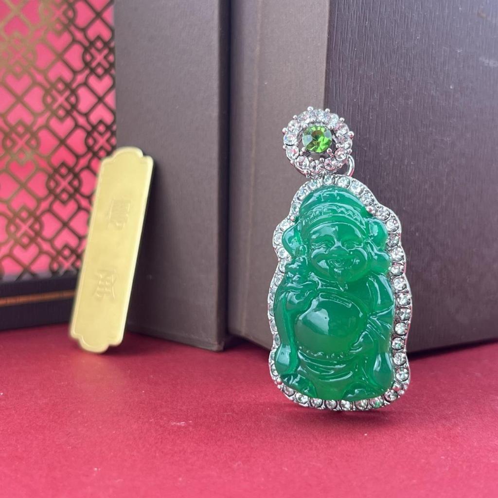 High-Quality Green Jade God of Wealth Pendant for Women