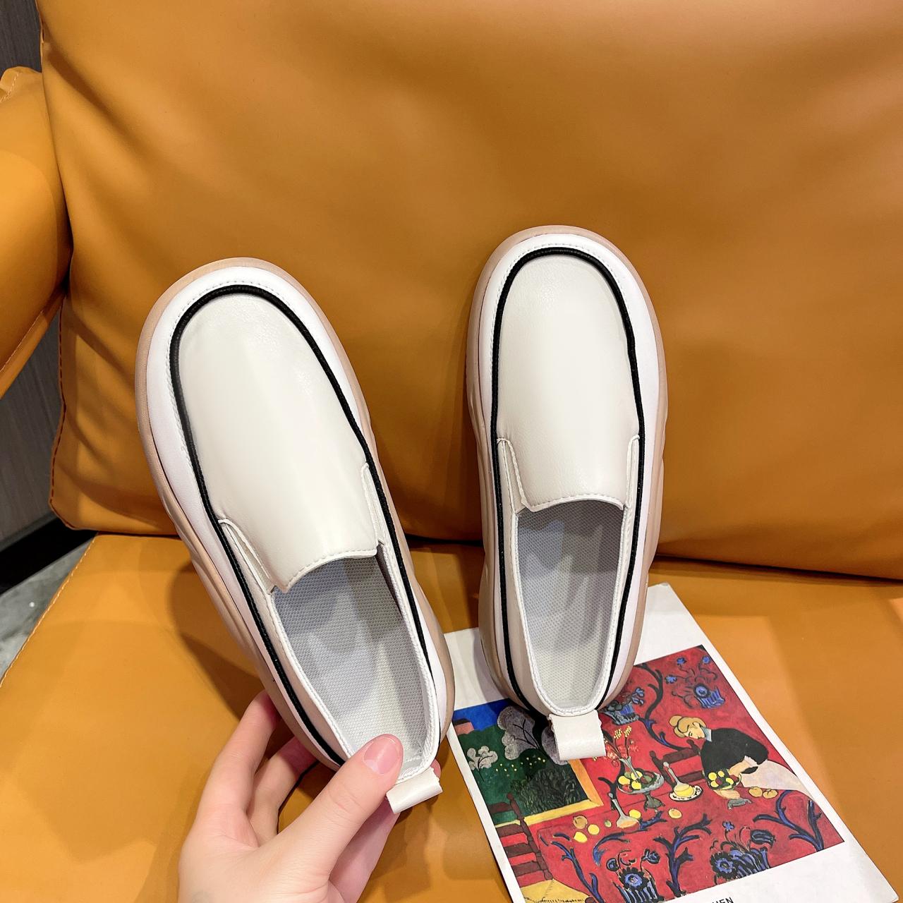 мода Новые толстые подошвы кроссовки женские спортивные модные повседневные беговые — фото 6