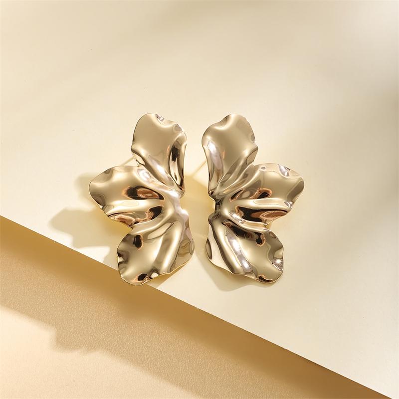 

2025 Золотистые Необычные Металлические Серьги-Подвески для Женщин Неровные Складчатые Женские Необычные Серьги Новые Панк Личность Циркон