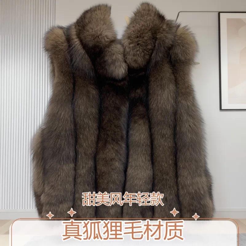 [Jeju Snow Realm] Autumn and winter new high-luxury whole leather real fox hair vertical strip collar stacked wearing vest jacket