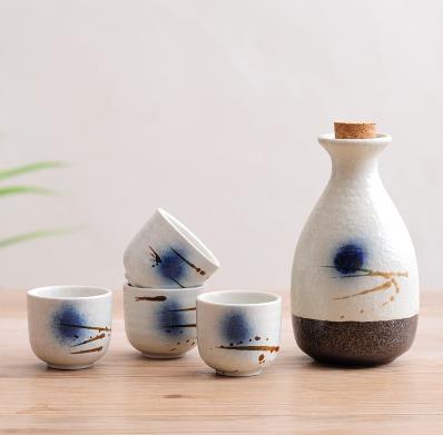 Japanese Style Sake Ceramic Wine Set Sake White Wine Jug small Cellar Home Jug Water Cup Set Drinkware