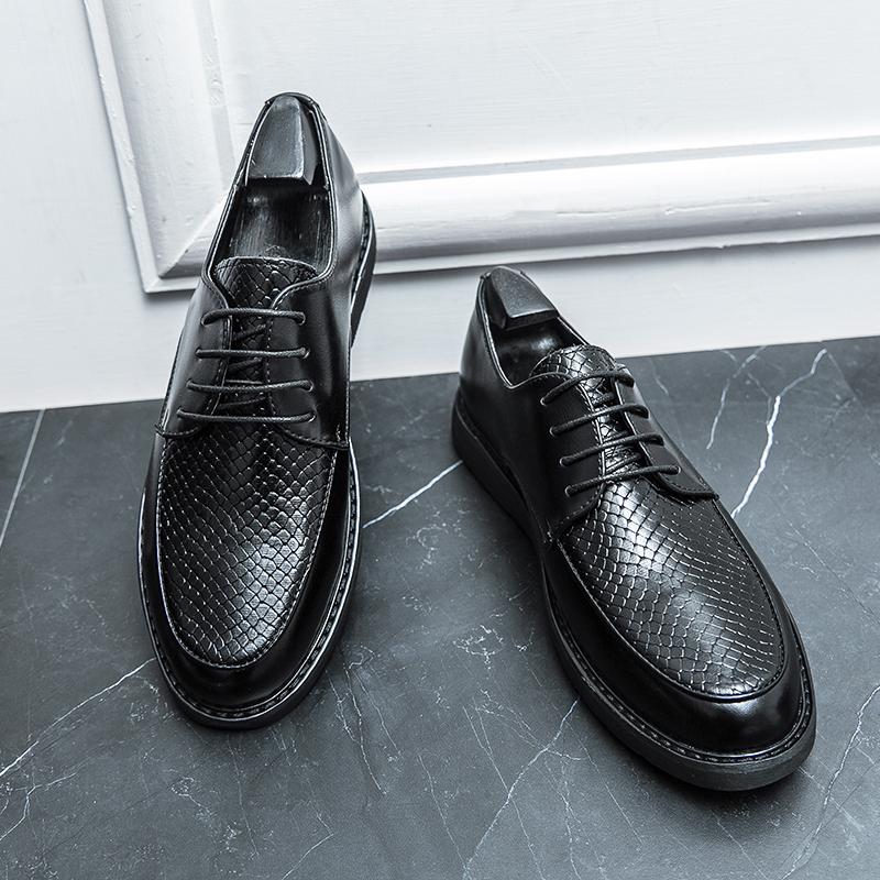 New Casual Leather Man Oxford Shoes Lace Up Mens Casual Footwear Fashion Office Dress Footwear Handmade Gentleman Business Shoes