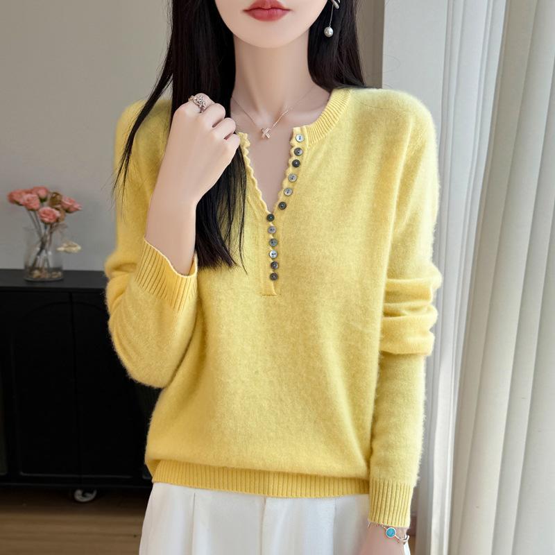 Autumn/Winter Women's Pure Wool V-neck Long Sleeve Multi-button Loose Sweater