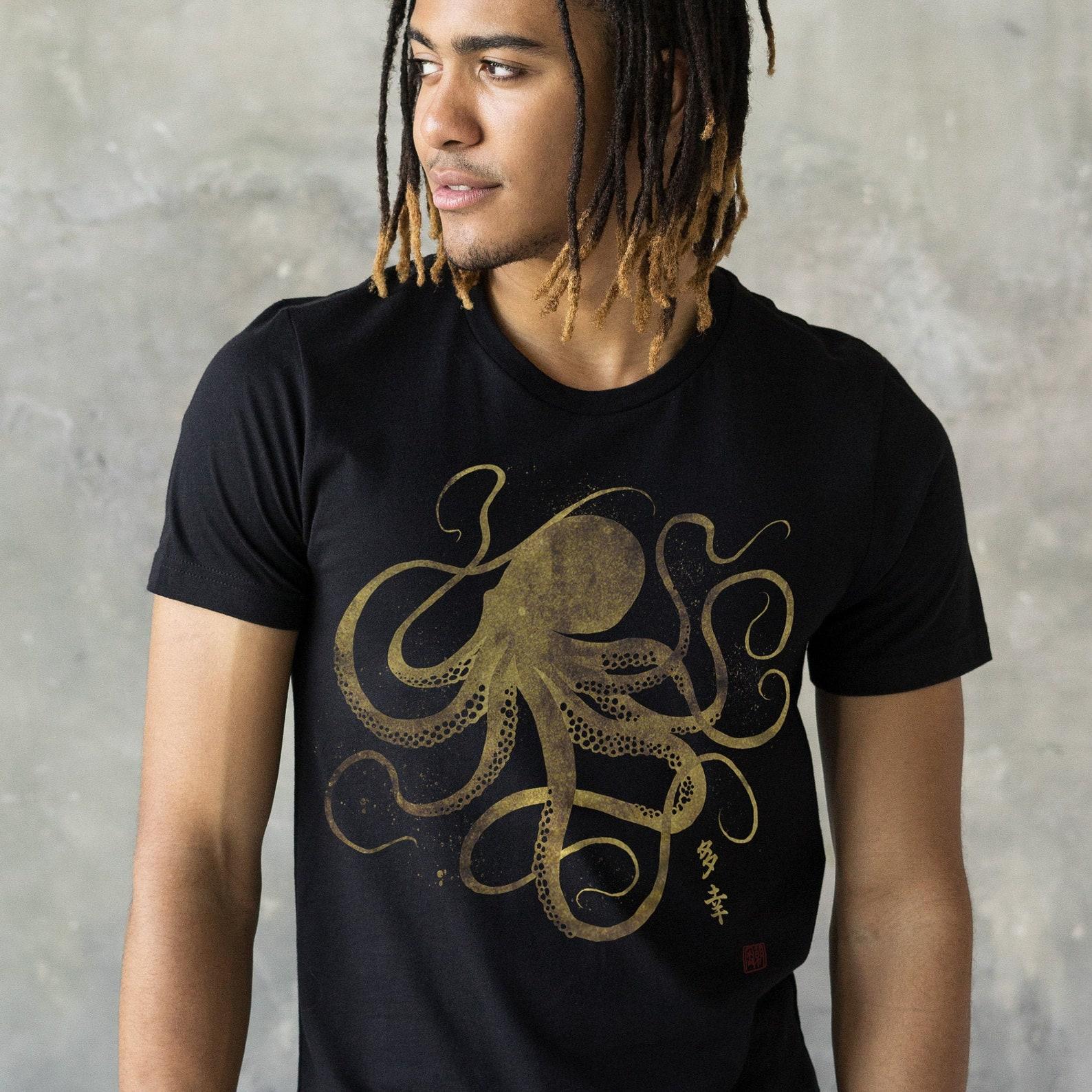 Octopus Japanese Calligraphy T Shirt Gyotaku Traditional Art Japan Anime Manga Gold Print Yoga Martial Arts Samurai Mens Womens Printed Tee M