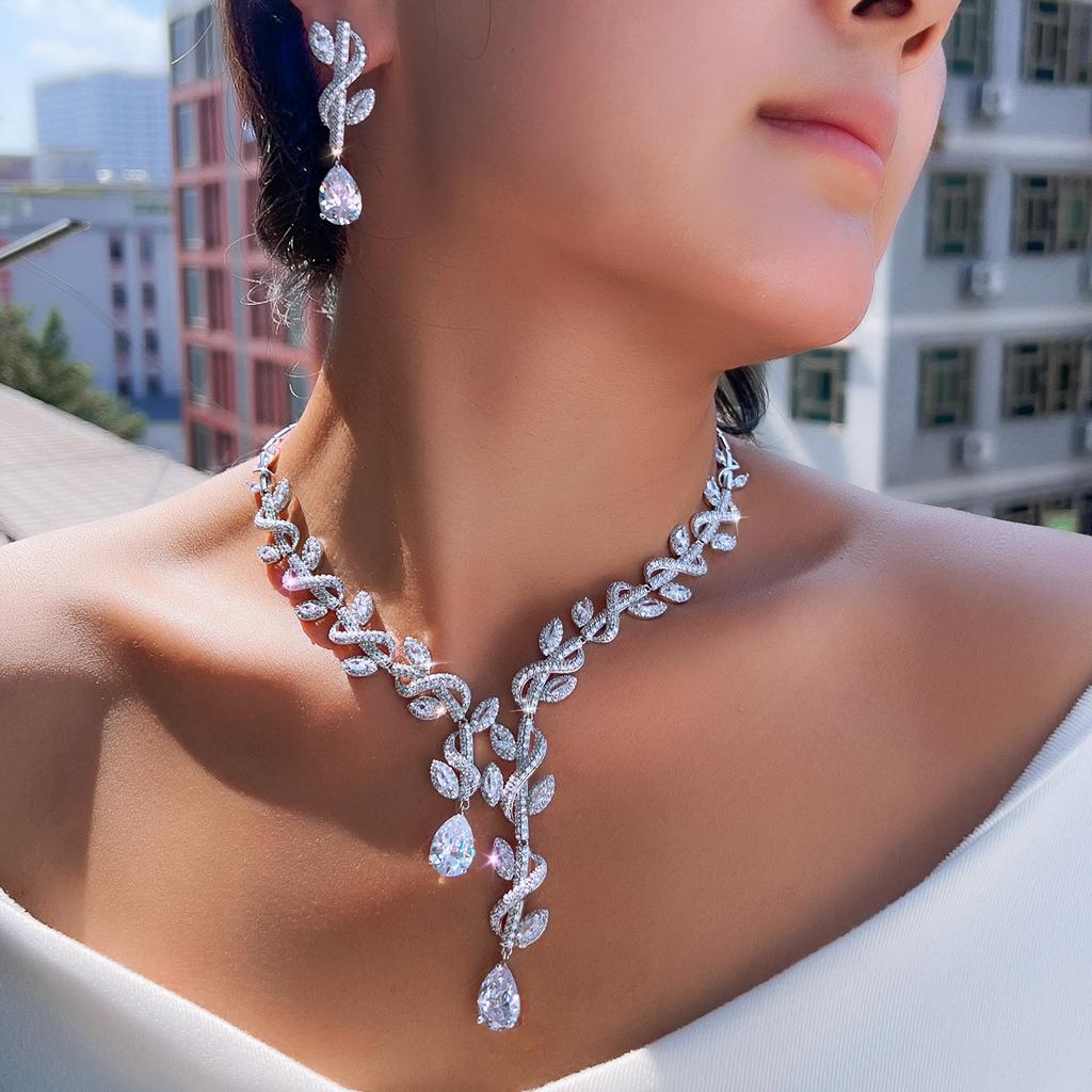 Wedding Bridal Necklace Earrings Jewelry Set Inlaid Zircon Light Luxury Dress Wedding Set Chain
