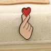 Hand-Herz-Geste Emaille-Pins Benutzerdefinierte Gebärdensprache Anstecknadeln Reversabzeichen Schmuck Geschenk Für Liebhaber