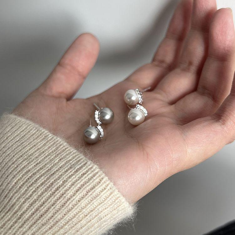 Exquisite Silver Gray & White Pearl Zircon Earrings - Strong Light 925 Silver Needle, Versatile and Elegant Design.