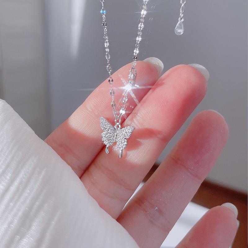 Full Diamond Butterfly Pendant Necklace Women Luxury Zircon Clavicle Chain