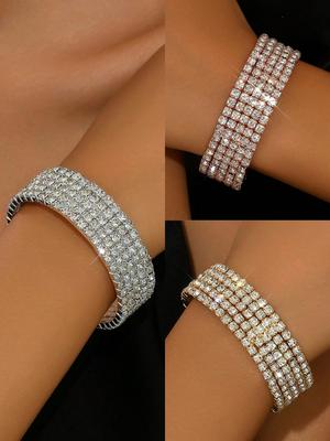 Fashionable, Simple and Atmospheric Multi Row Bracelet Suitable for Girls' Dating, Holidays, Beach Vacations, Matching Accessori