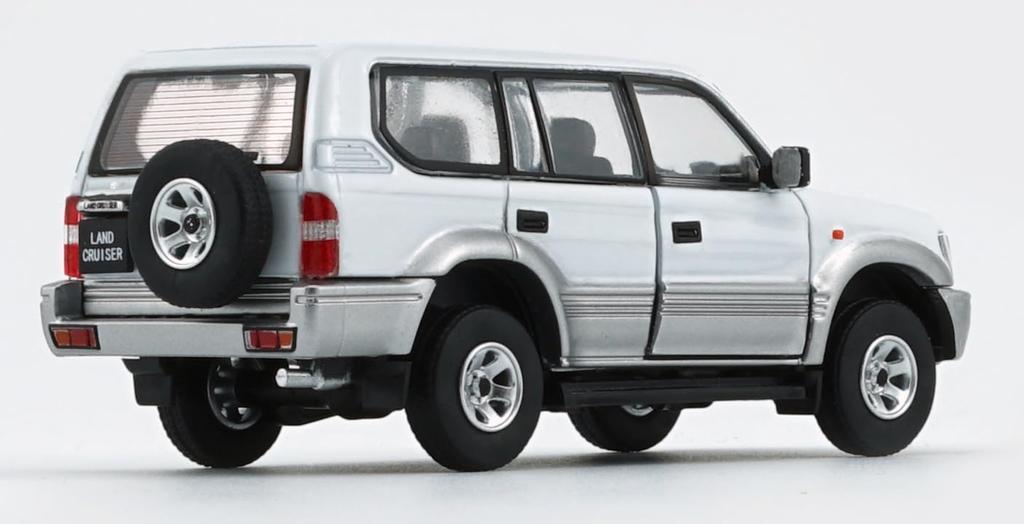 BM Creations Toyota Land Cruiser Prado LC95 White LHD Scale Model 1/64 (64B0355)