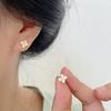 2 Piezas Exquisitos Accesorios de Lujo Ligero Mini Pendientes de Botón de Flor de Planta Mate Para Mujeres Joyería Fina Clásica