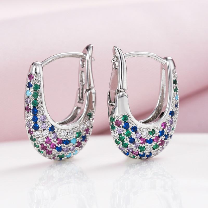 Huitan Delicate CZ Hoop Earrings for Women Shiny Huggie Hoop Brilliant Elegant Piercing Jewelry Opulent Daily Wear Accessories