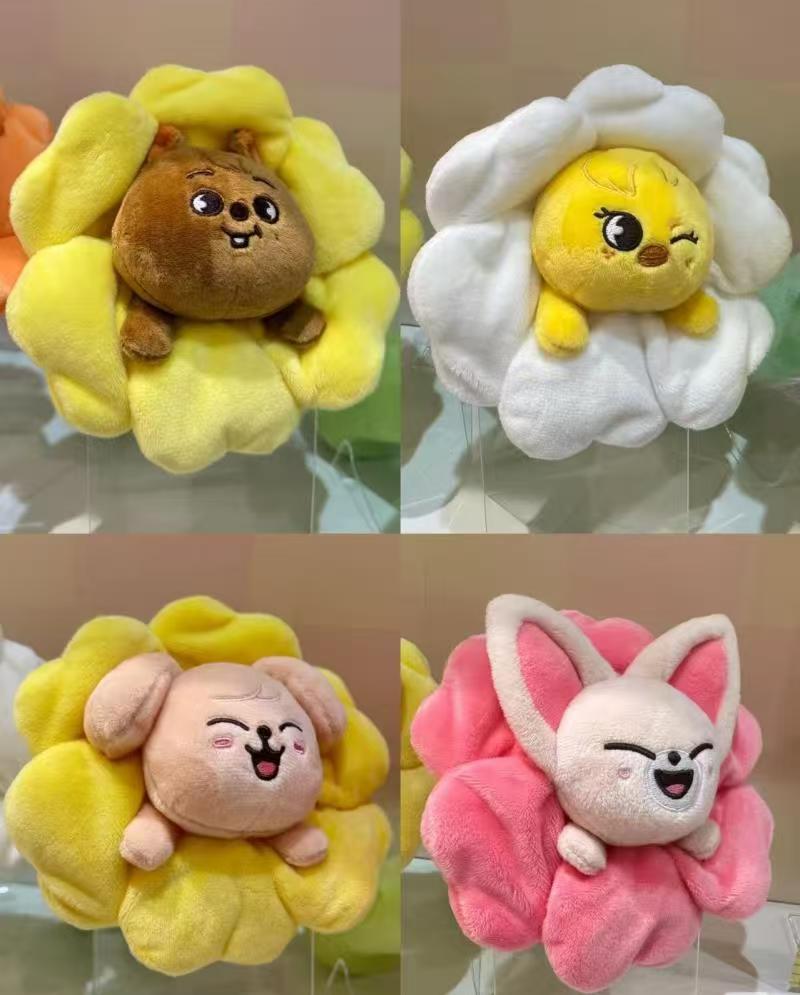 SKZOO Straykids Flower Toy Flush Doll Felix Lee Know Han Hyunjin