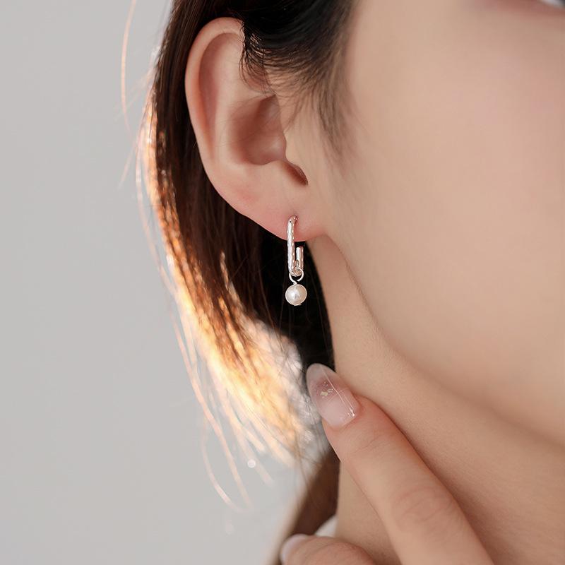 Earrings Korean Niche Design Pearl Stud Earrings Women's High-end Temperament INS Style Earrings
