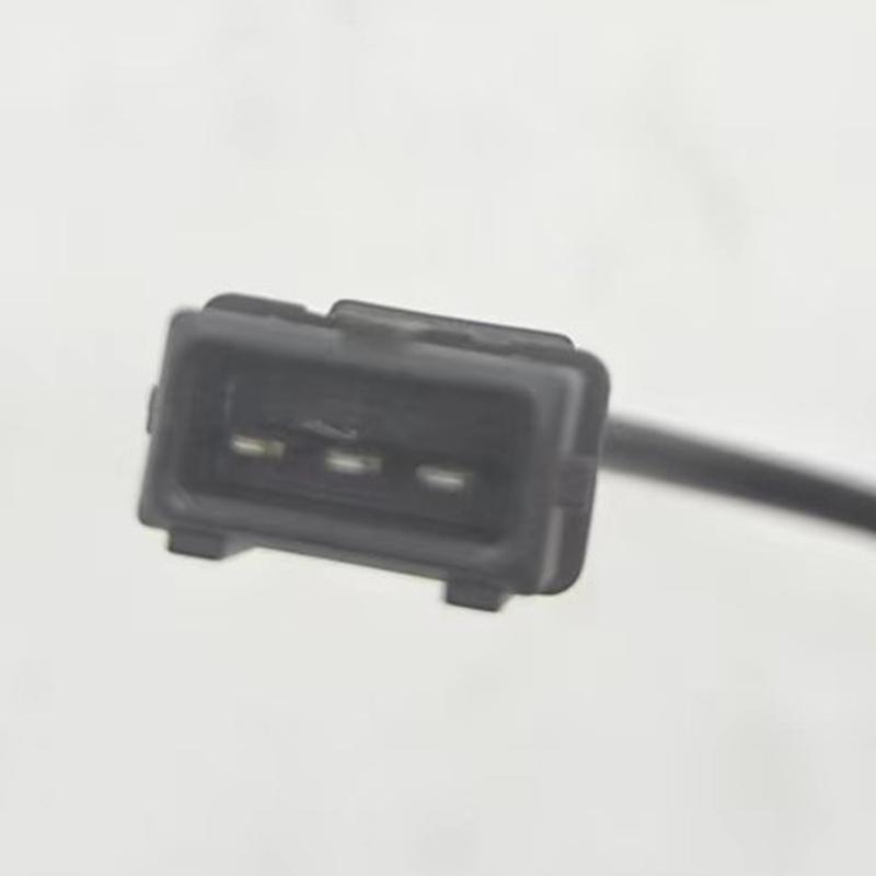 0261210126 500306772 82017874 Crankshaft Position Sensor For Ivveco SStralis 450 570 490 740 TTrakker 380 720 38 42T