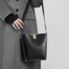 New high-end large-capacity commuter bucket bag female original niche leather underarm bag shoulder messenger bag