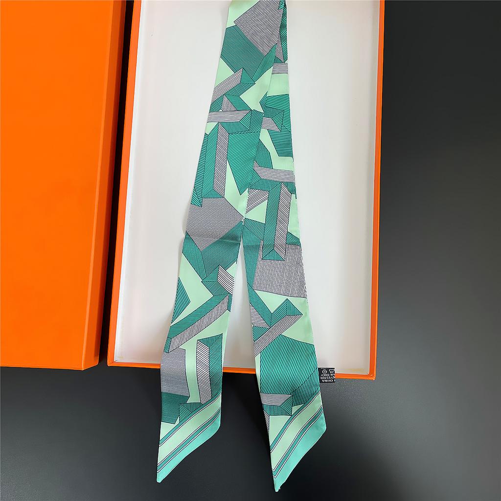 Double Colored Paisley Twill Silk Scarf New Brand Design Luxury Scarf Women Foulard Skinny Bag Scarves Neckerchief Hair Headband