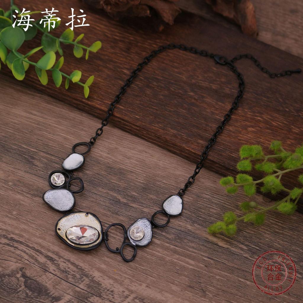 New Color Oil Diamond Inlaid Geometric Oval Blackened Necklace, Personalized Women's Necklace