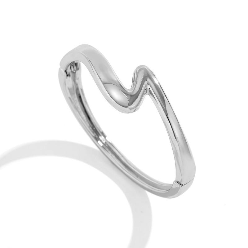 

Розкішний нерегулярний вигнутий Z-подібний металевий браслет жінки OL мода золотий срібний простий браслет браслети дружби подарунок ювелірні вироби