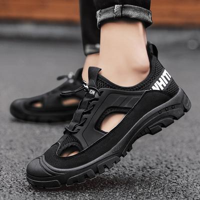 2024 Sommer Neue Hausschuhe für Herren Oberbekleidung Hohle Zehen Hausschuhe für Herren Rutschfest Outdoor Freizeit Mode Sandalen für Herren