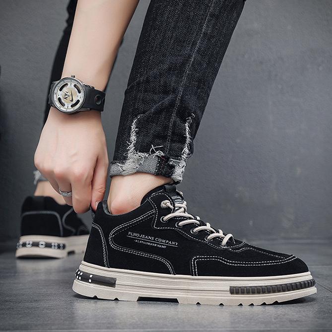 Men's Shoes 2024 Spring New Breathable Work Clothes Shoes Men's Trend Versatile Anti Slip Sports Casual Board Shoes Work Shoes
