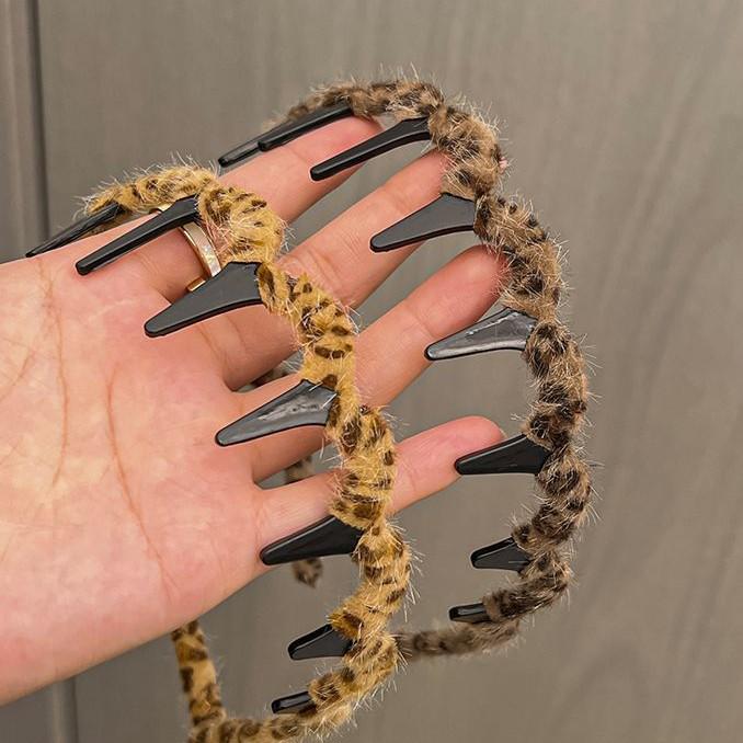 Korean Leopard Print Fluffy Headband - Women's Autumn/Winter Wavy Hair Comb Accessory
