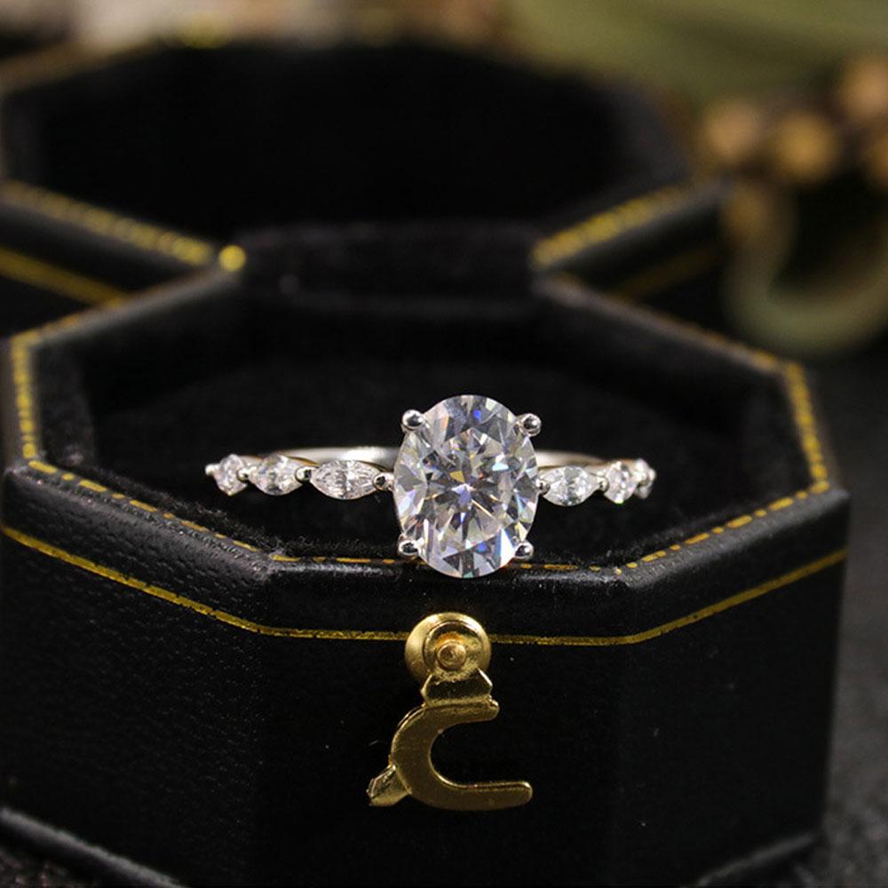 KNOBSPIN 2ct Oval Cut Moissanite Engagement Rings for Women S925 Sliver Plated 18k White Gold Promise Ring for Her Gift