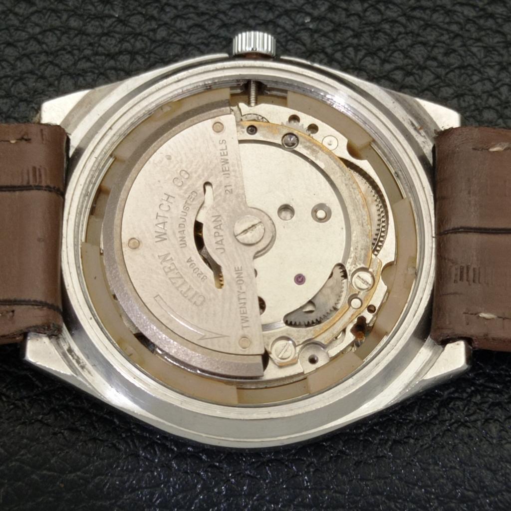 USED VINTAGE CITIZEN AUTOMATIC 8200 JAPAN MENS ARABIC RED DIAL WATCH a434807-2 R123-a434807