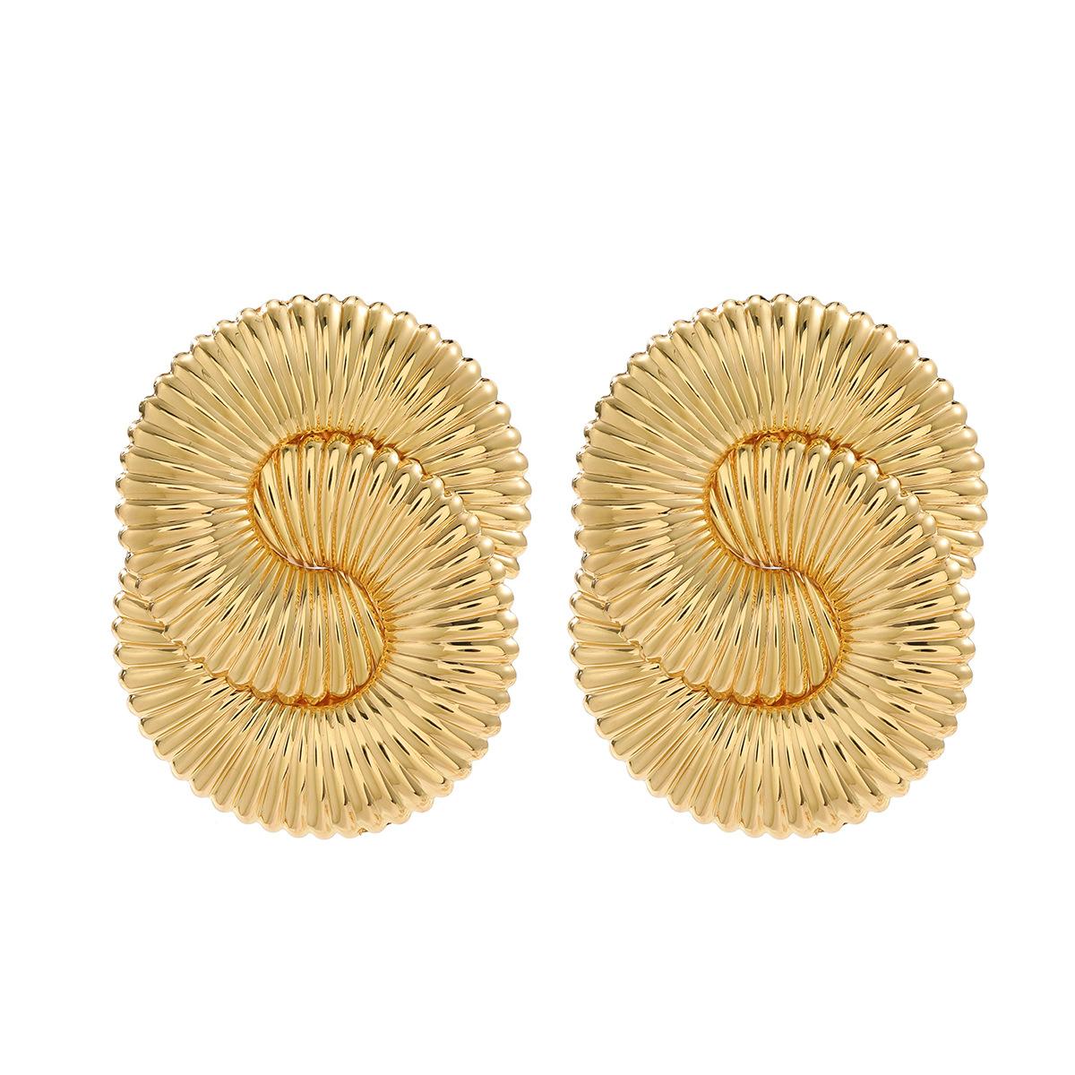 

Metal Twisted Ripple Geometric Stud Earrings for Women New Simple Classic Design Zircon Party Accessories DIGADAGU золотий