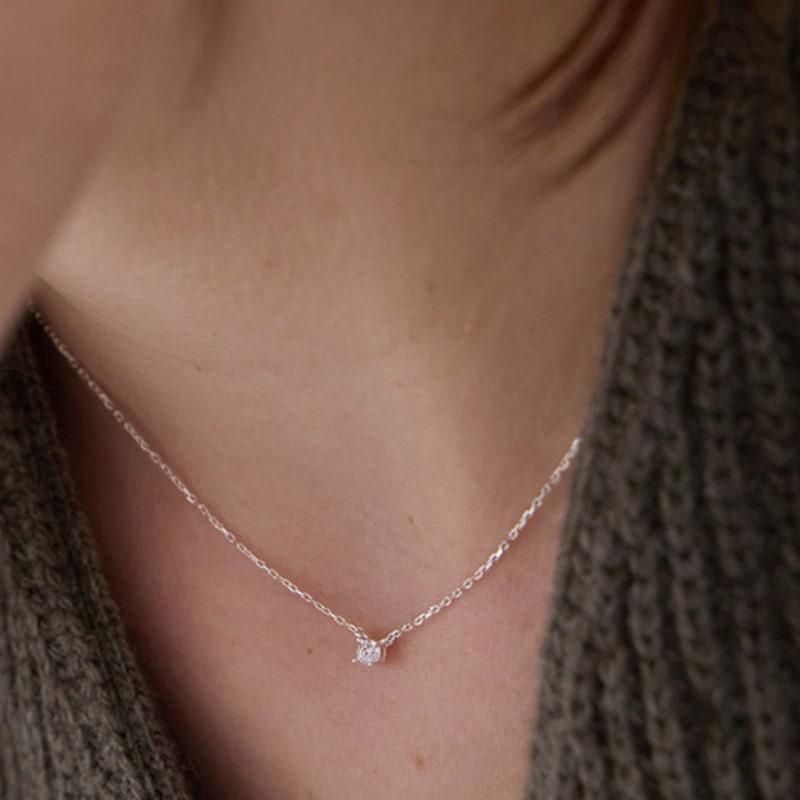 PAIGEFLYNN JEWELRY [Silver 925] Moissanite Brill 0.1 Carat Necklace