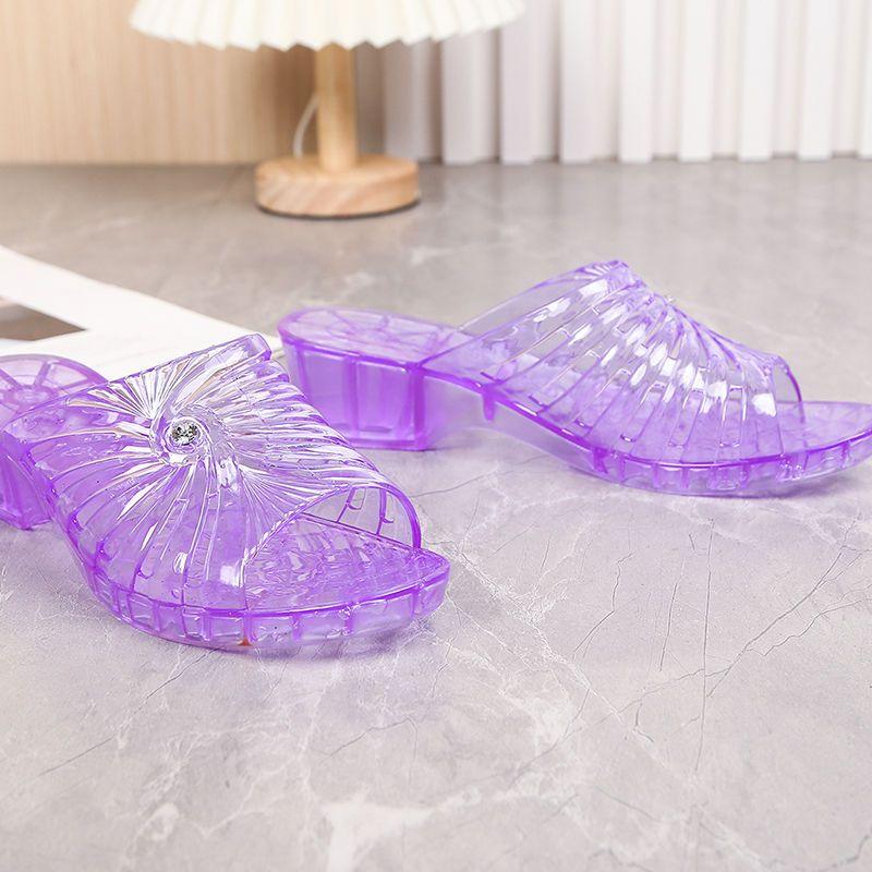 Fasjonable Kule Tøfler for Kvinner Om Sommeren Sklisikre Tykke Plast Yttertøy Gjennomsiktig Kilehæl Høydeøkning