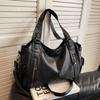 Single-shoulder Bag with Large Capacity, Suitable for Business Trips and Daily Commutes, Versatile and Casual Tote Bag
