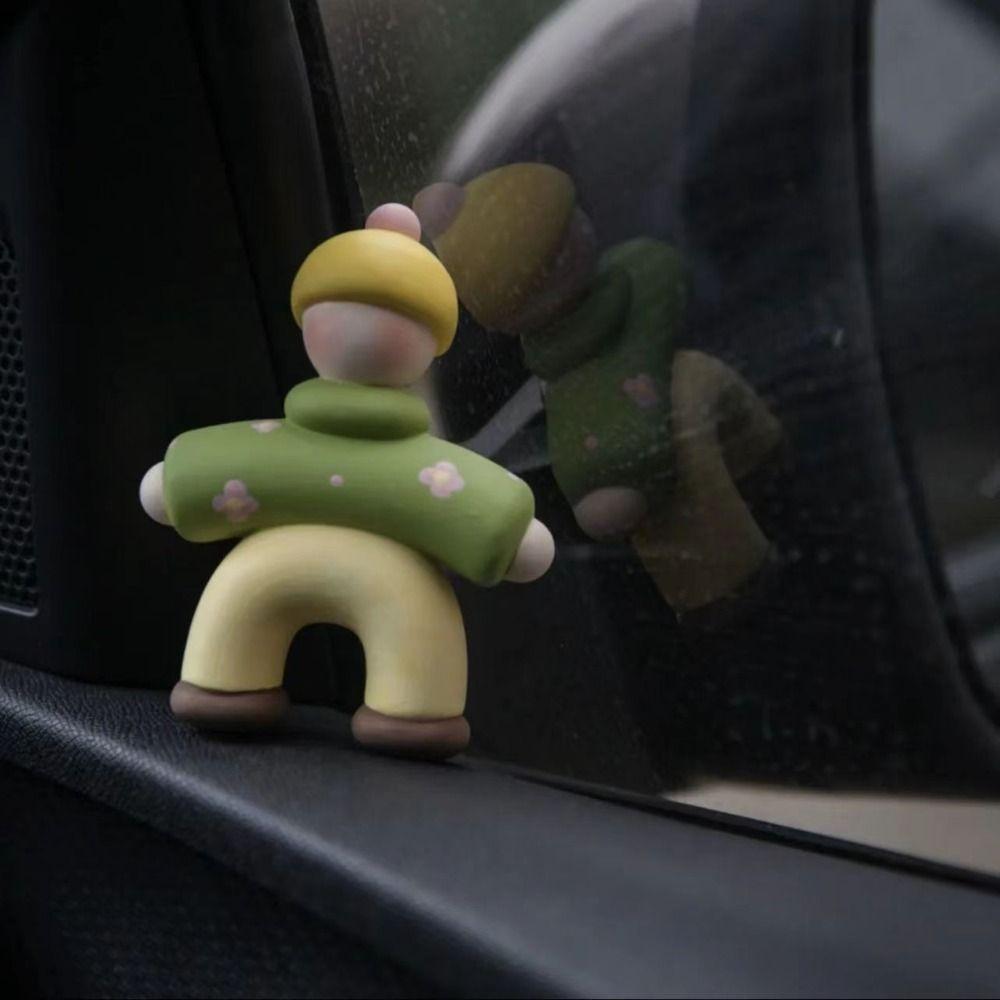 Cute People Shape Car Perfume Clip Non-toxic Automotive Aromatherapy Diffuser  Car Air Outlet